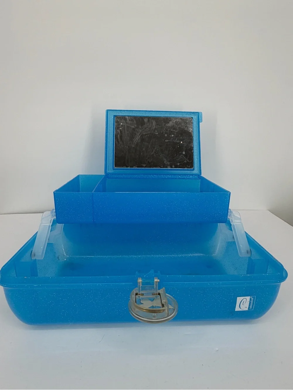 Caboodles Liquid Metallic 2622 Blue GLITTER Makeup Case Organizer Butterfly